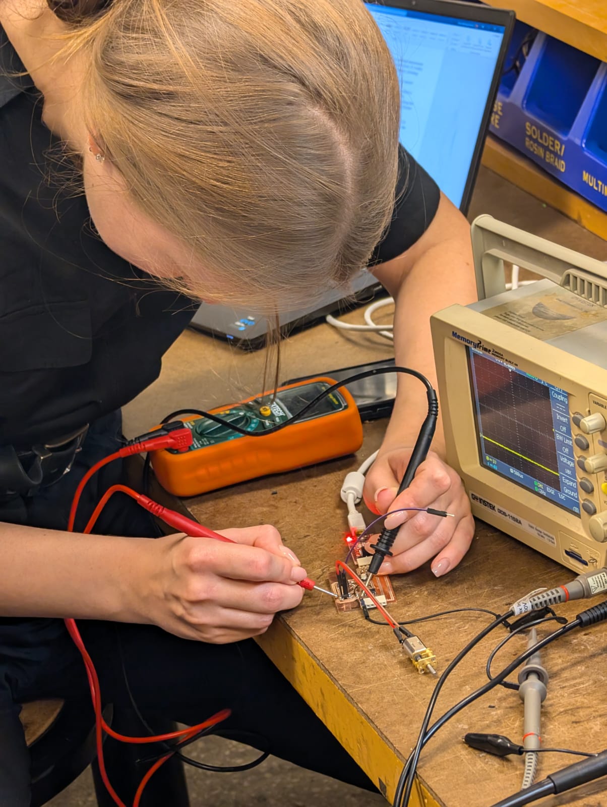 TA showing multimeter function