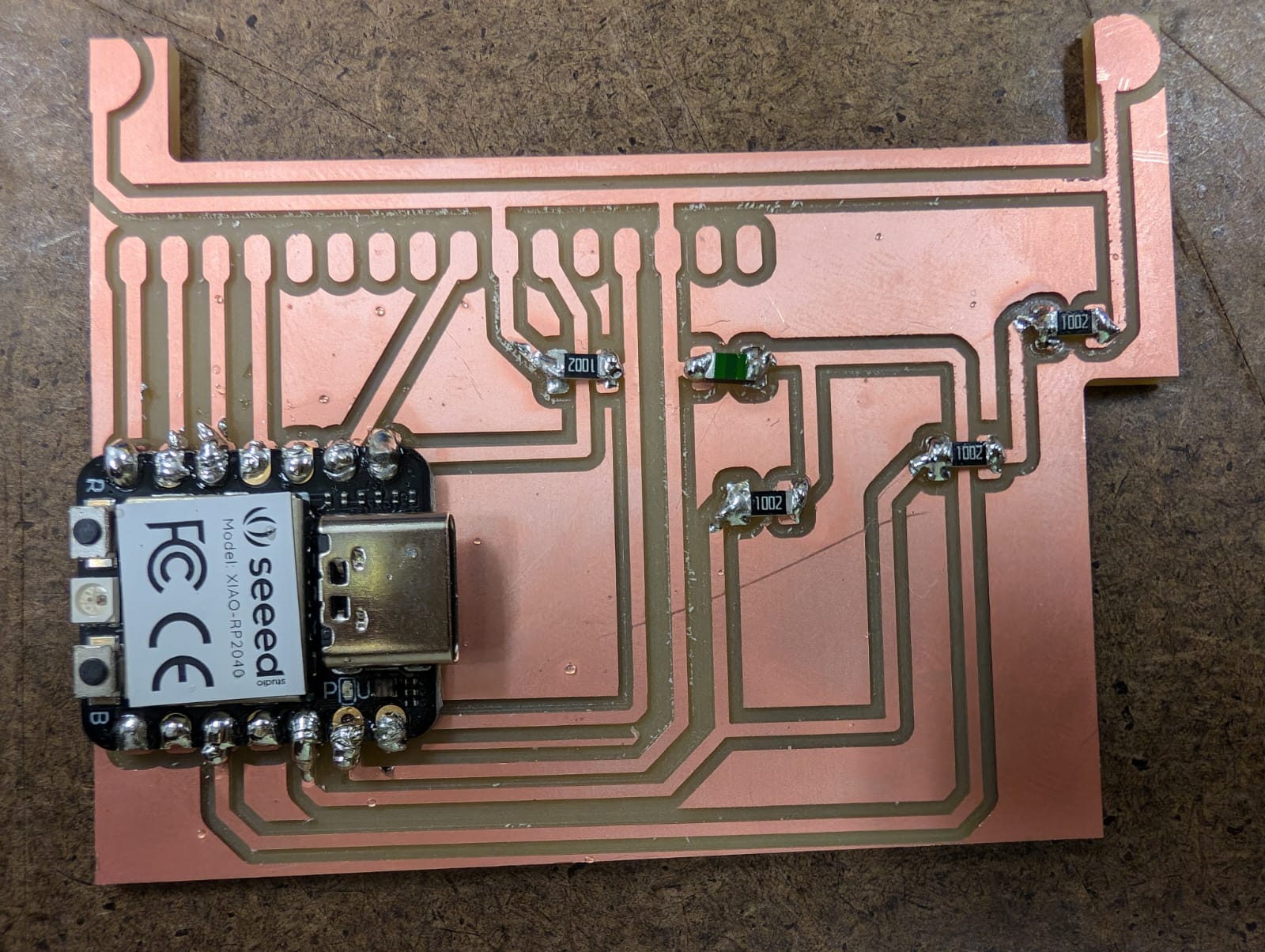 XIAO Seed RP2040 microcontroller and thermistor setup