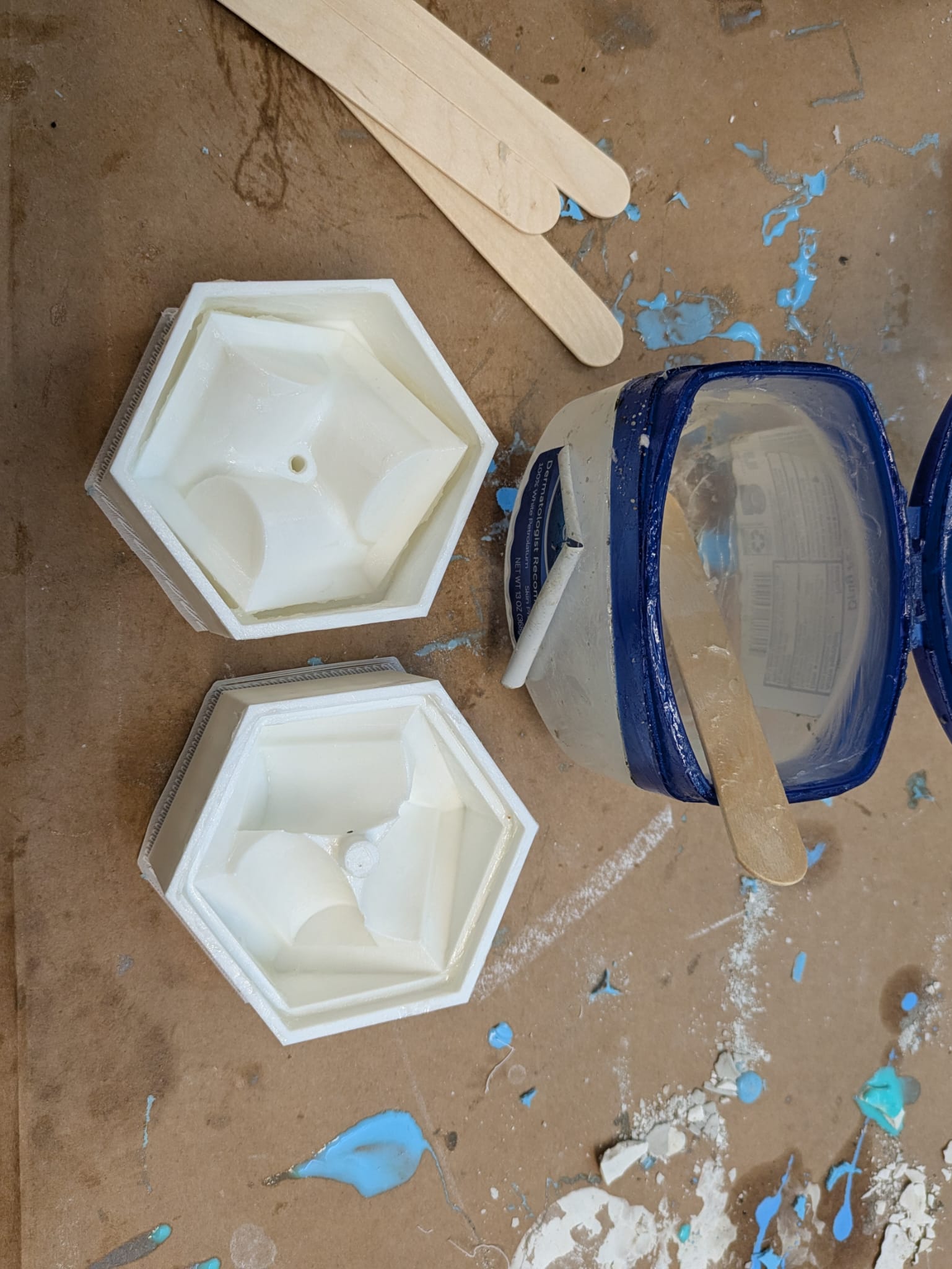 Applying mold release