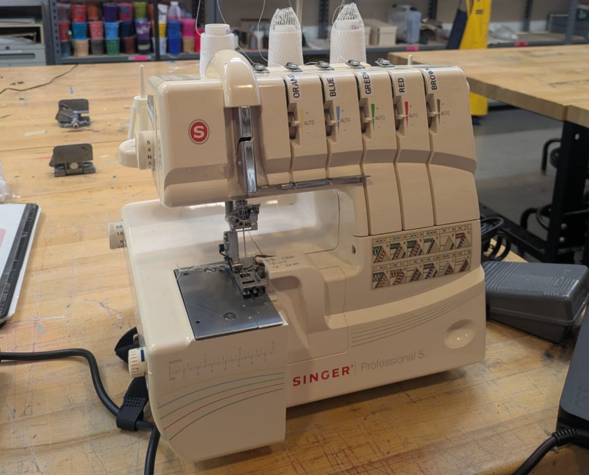 Serger sewing machine