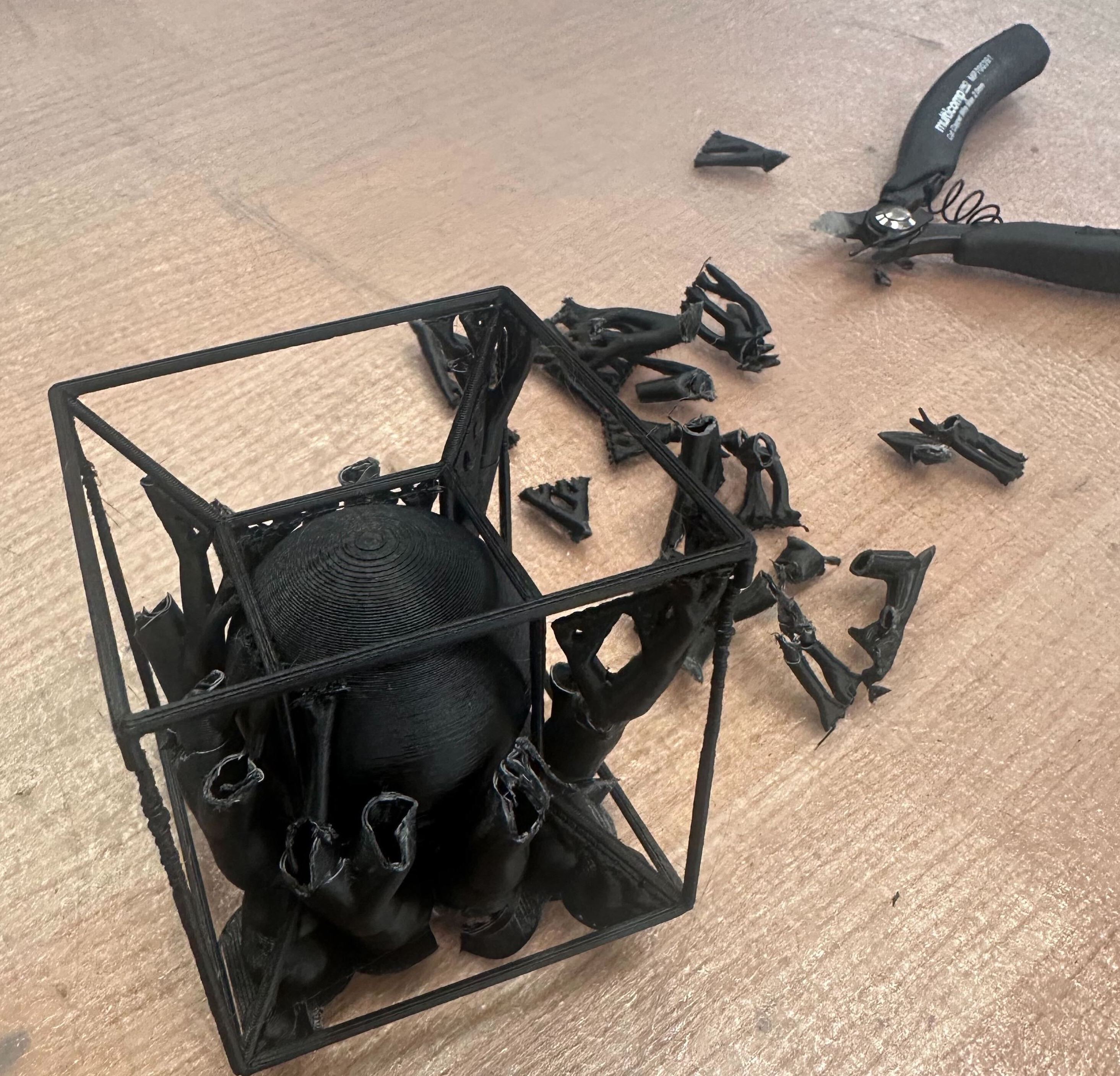 cutting support