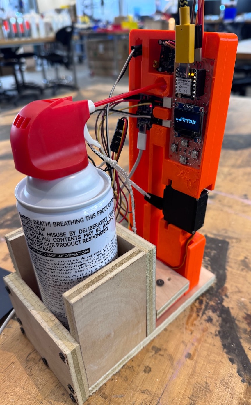 Final assembled device (back).