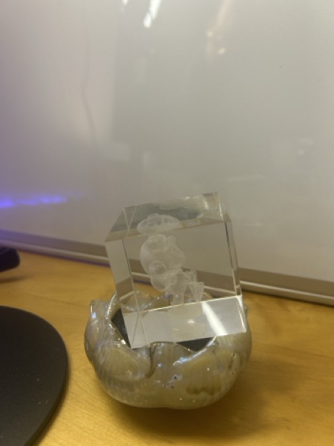 Finished crystal engraving