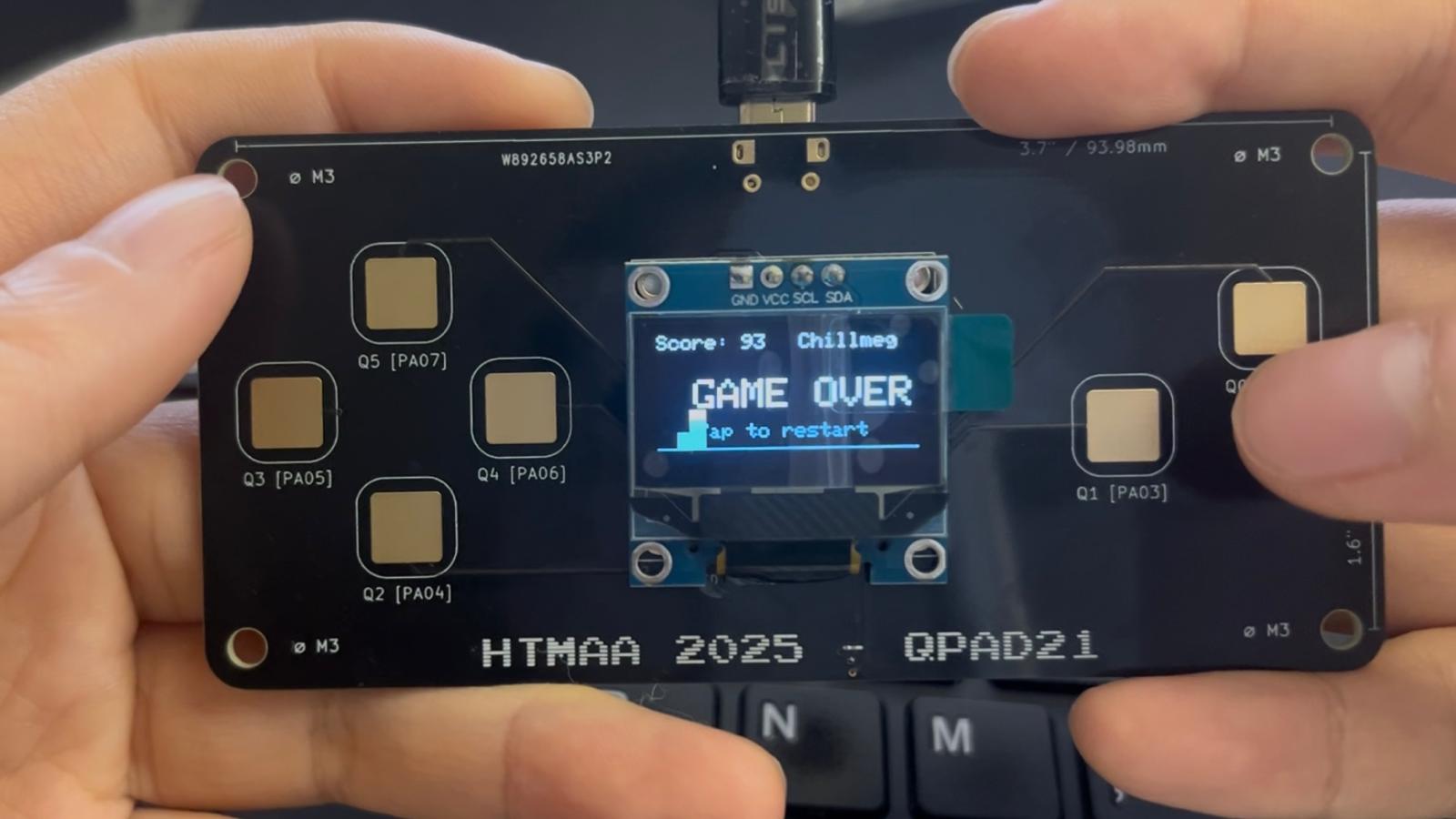 Flashing LED test on QPAD21