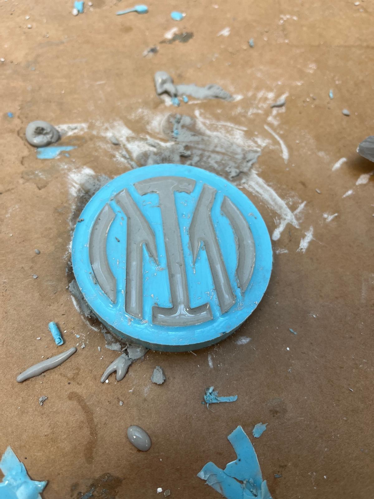 mold 11