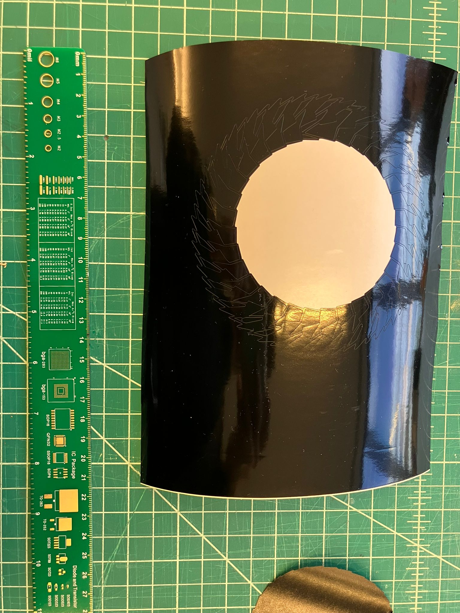 Center weeding process removing unwanted vinyl sections