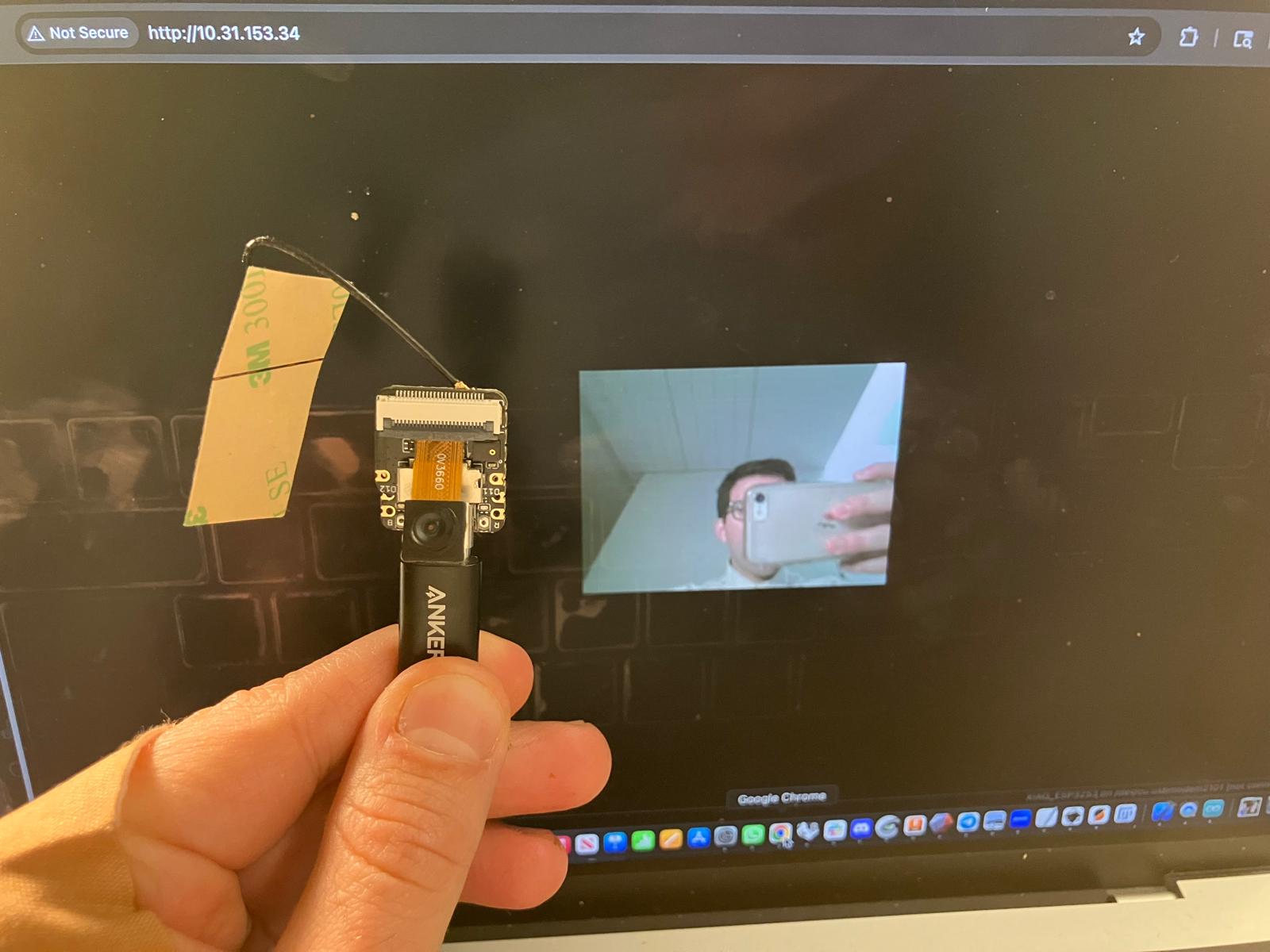 Wi-Fi livestream interface showing camera feed