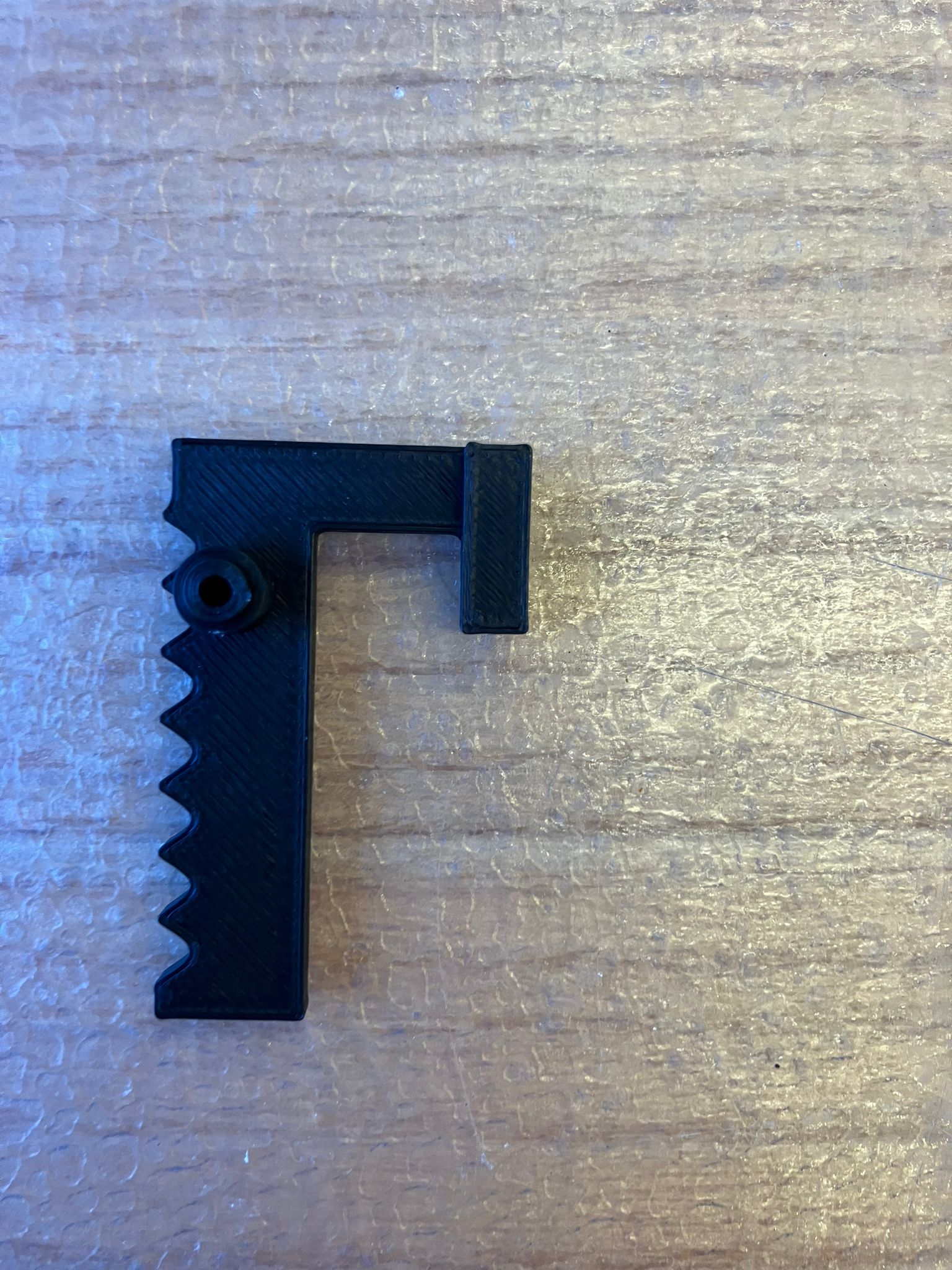 Tapper mechanism detail