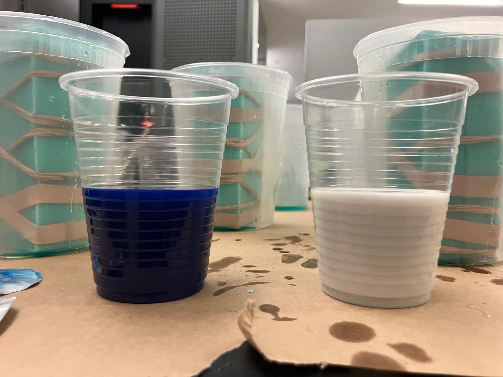 Mixing MoldStar 30 components A and B