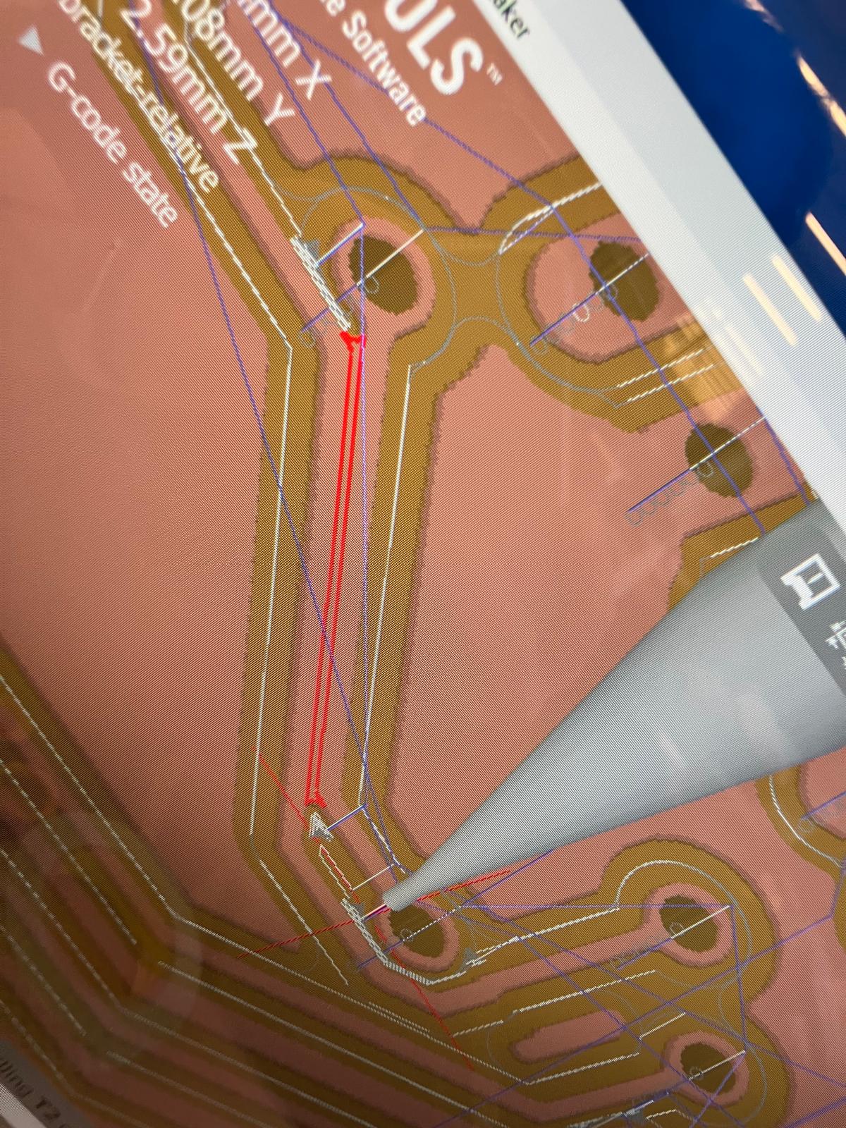 Close-up of missing trace issue