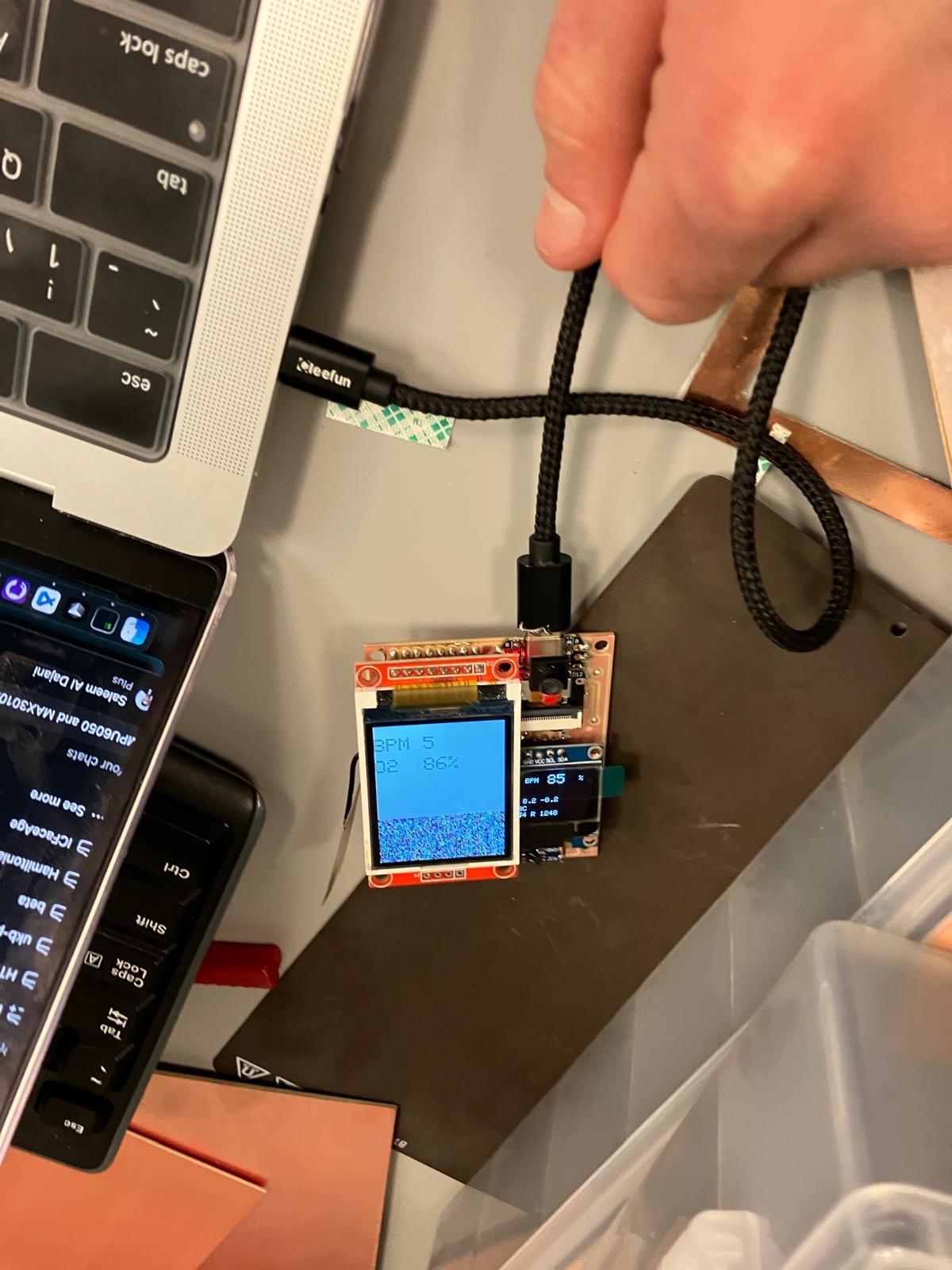 Both OLED and TFT displays working together on the integrated system
