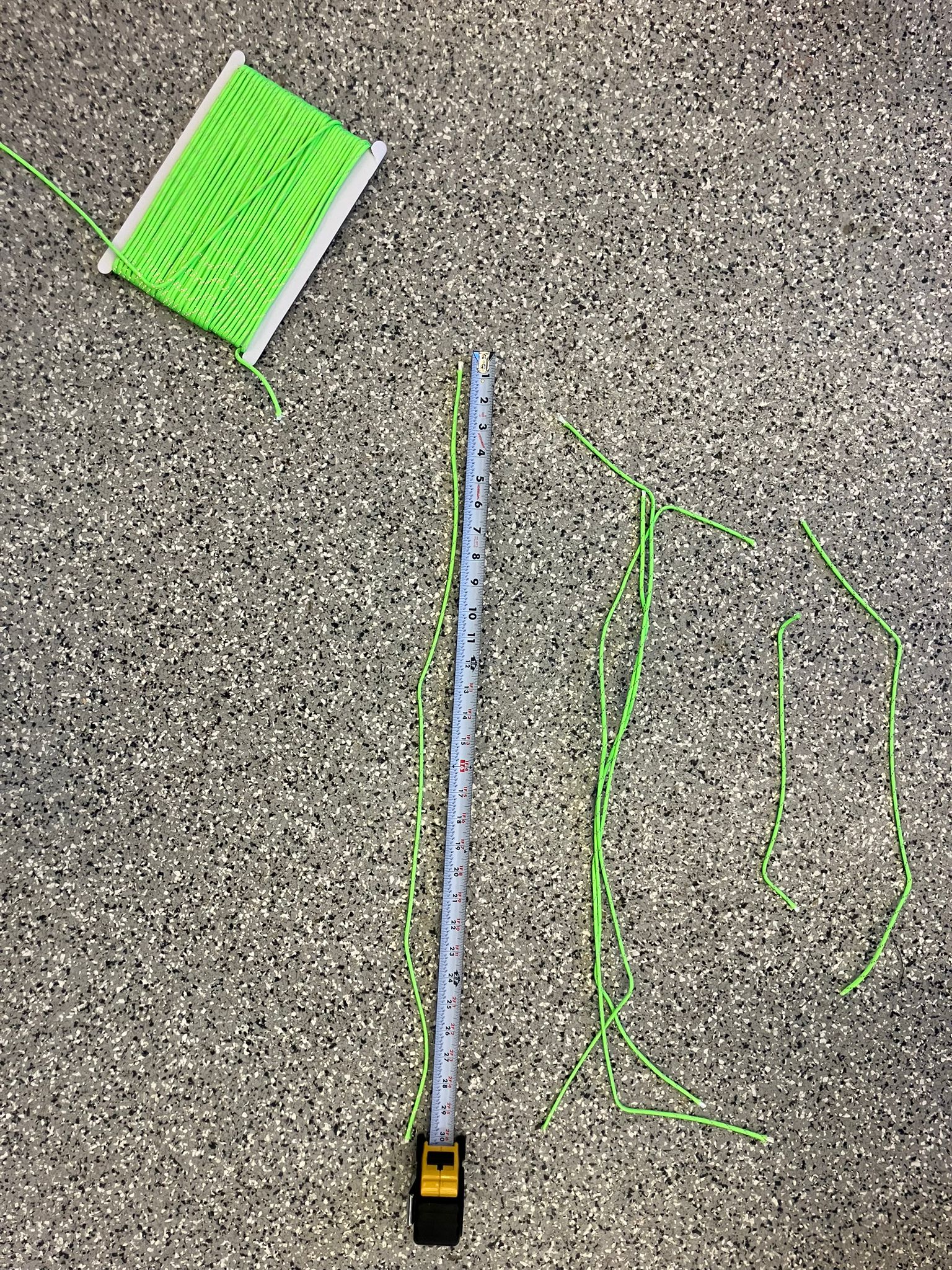 Measuring paracord length