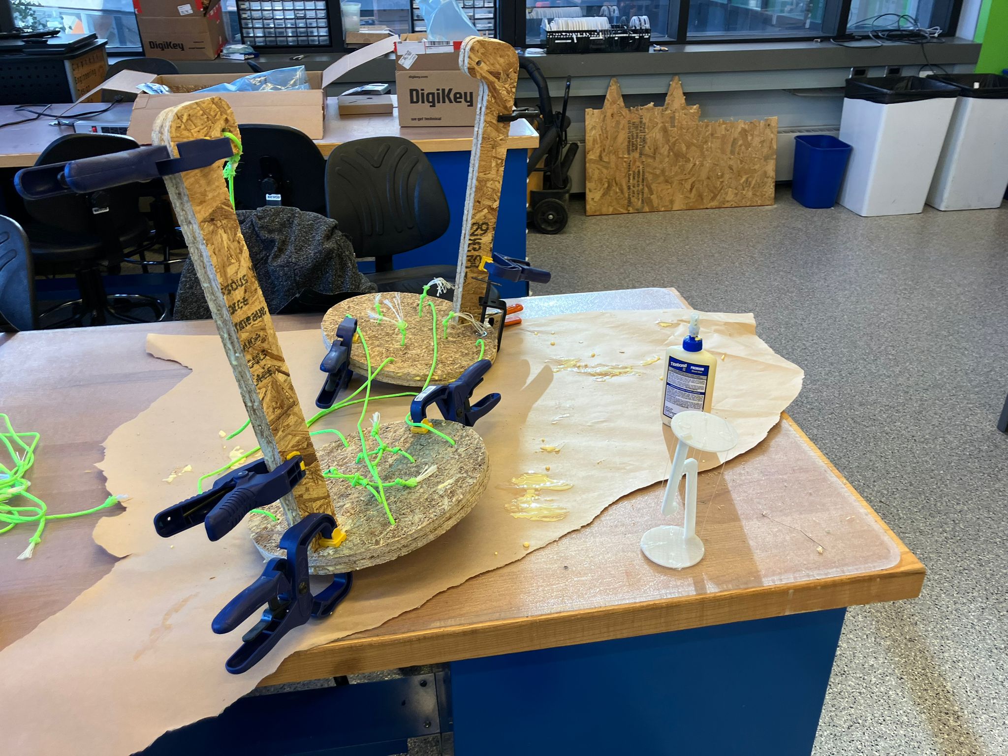 Wood gluing mirror with clamps