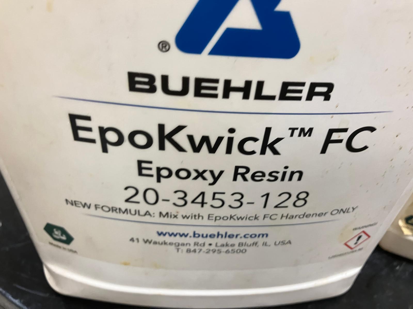 Epoxy resin component