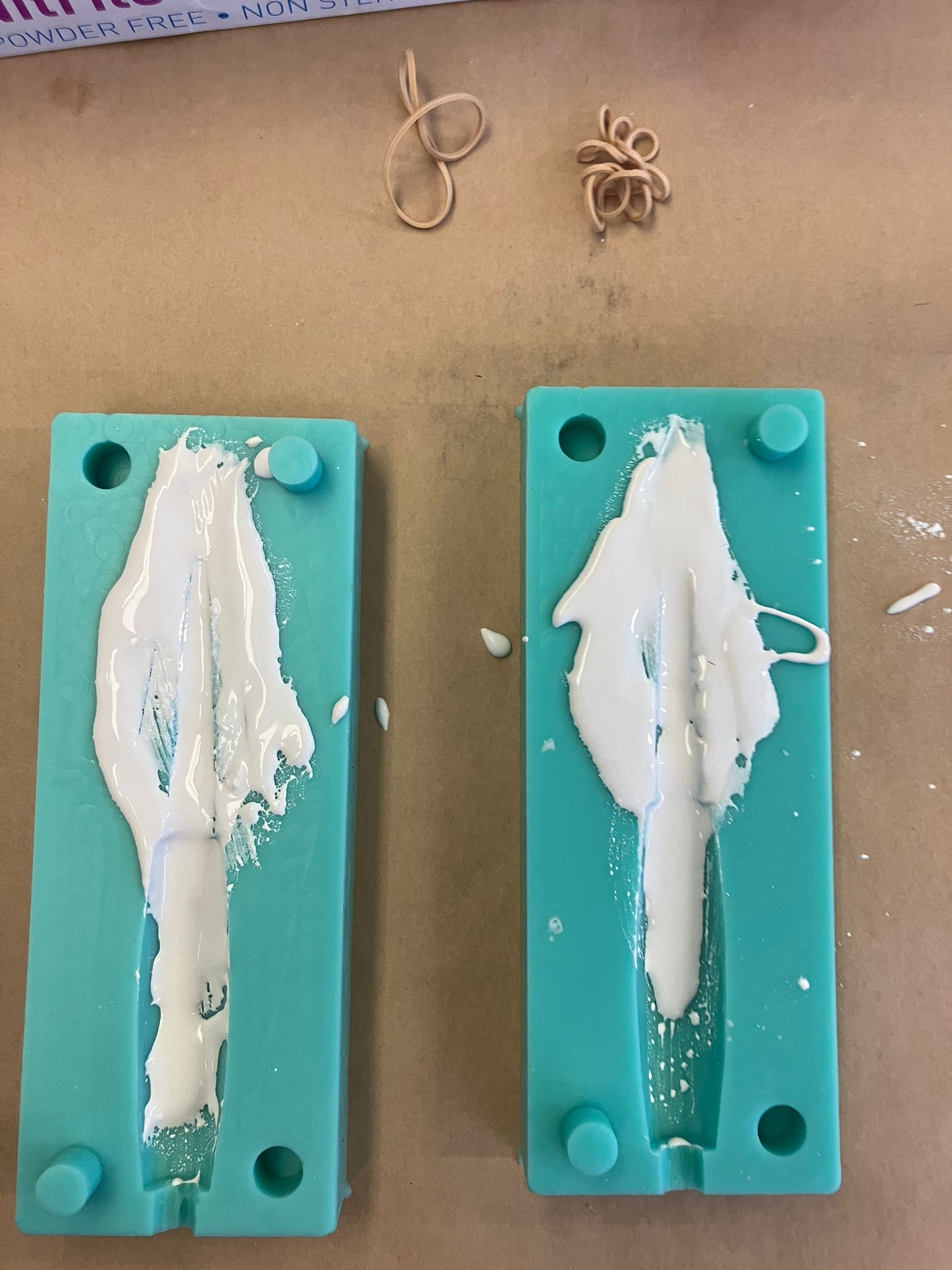 Applying Drystone slurry into arrow mold details