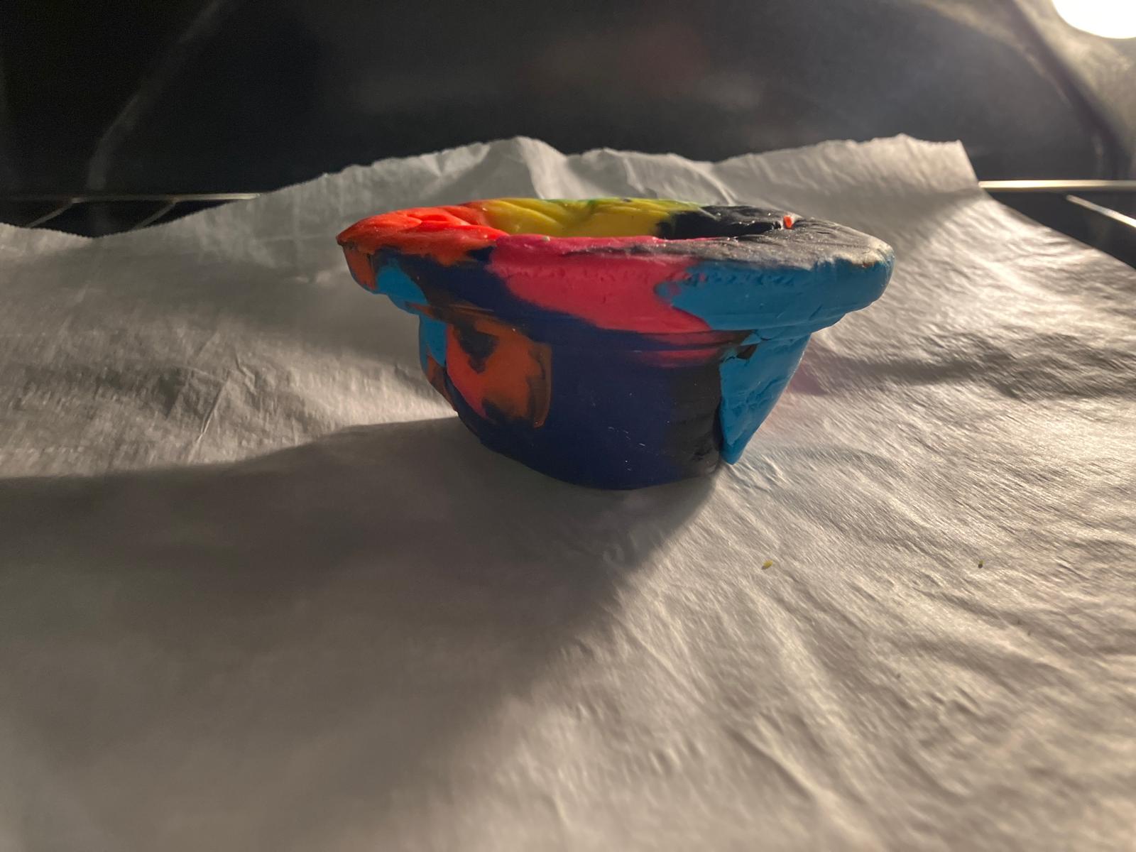 Releasing moisture from Play-Doh dome core