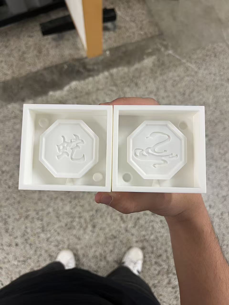 Two-part cavity layout