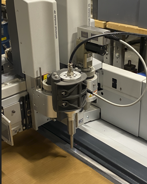 Ultrasonic welding machine