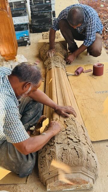 Antique carved teak wood pillar from Mysore with traditional Indian motifs