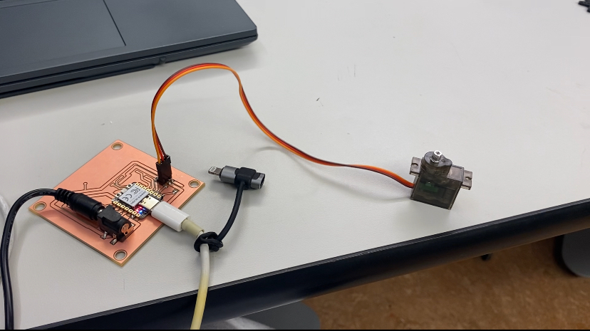 xiao with servo motor