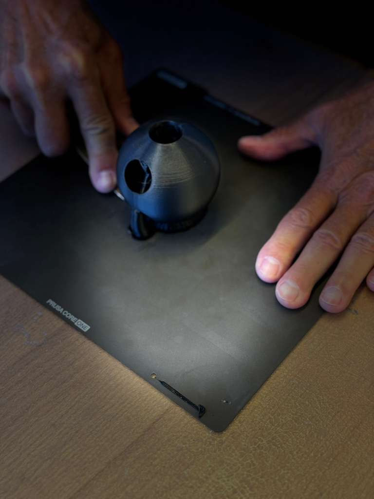 Removing supports from black version