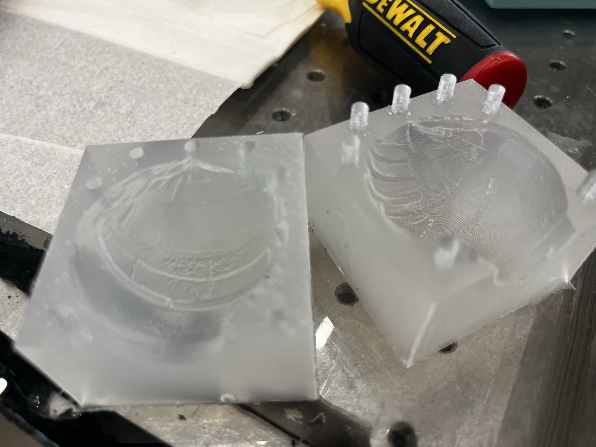 Vacuum chamber to remove the air bubbles, a lot of bubbles in the beginning